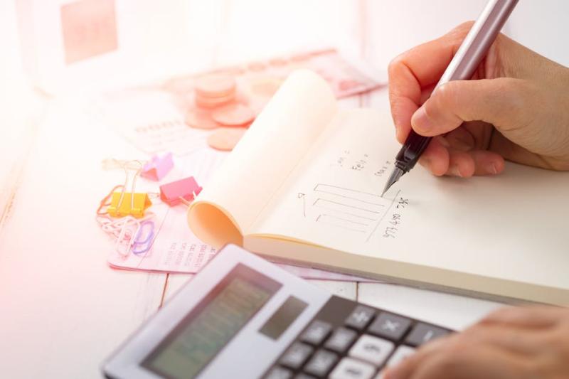 Estimating Small Business Tax Reserves: Financial Planning Guide